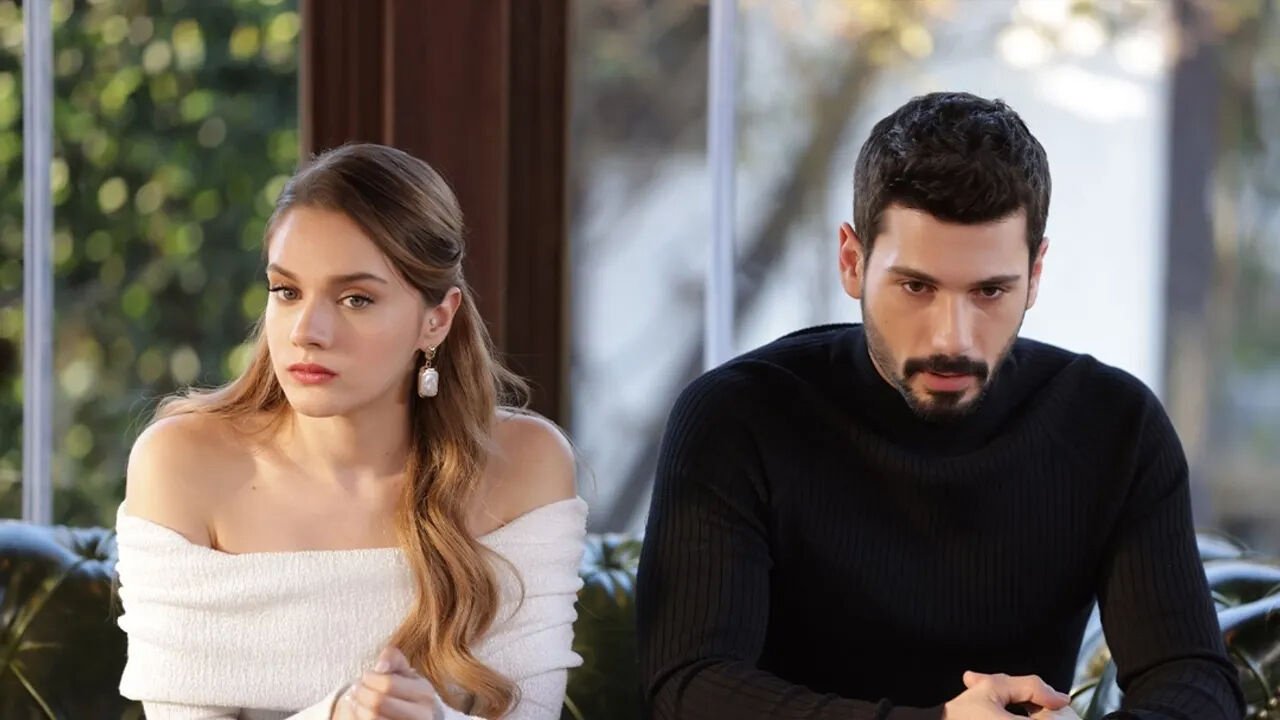 Hudutsuz Sevda Kadrosuna Sürpriz İsim! Ünlü Oyuncu Ekipte Yerini Aldı