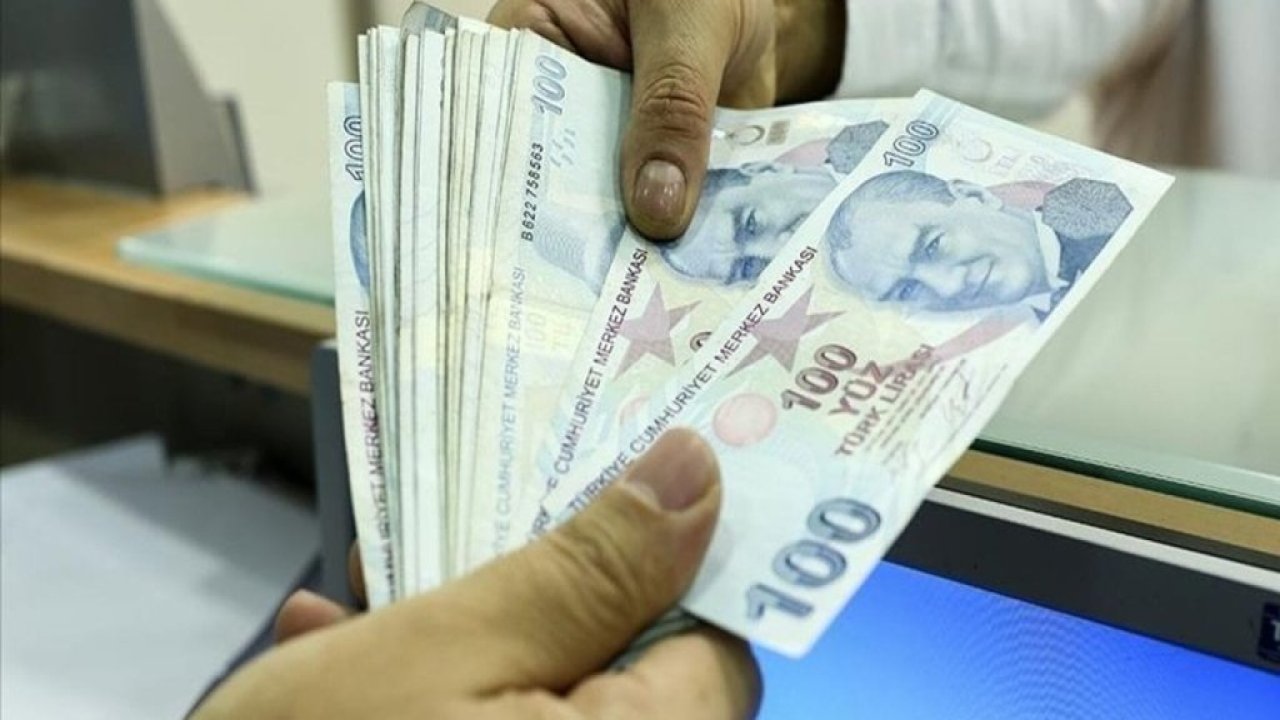 Emeklilere Promosyon Müjdesi! 3 Banka Fark Attı, Rekor Rakamı Açıklandı