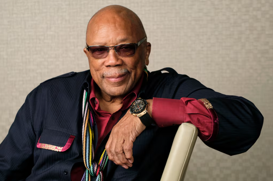 Ünlü müzik yapımcısı Quincy Jones hayatını kaybetti