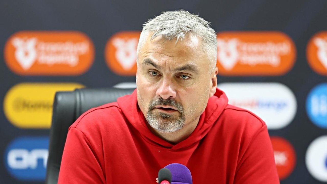 Samsunspor Teknik Direktörü Reis: 'Ligin en iyi takımı Galatasaray'