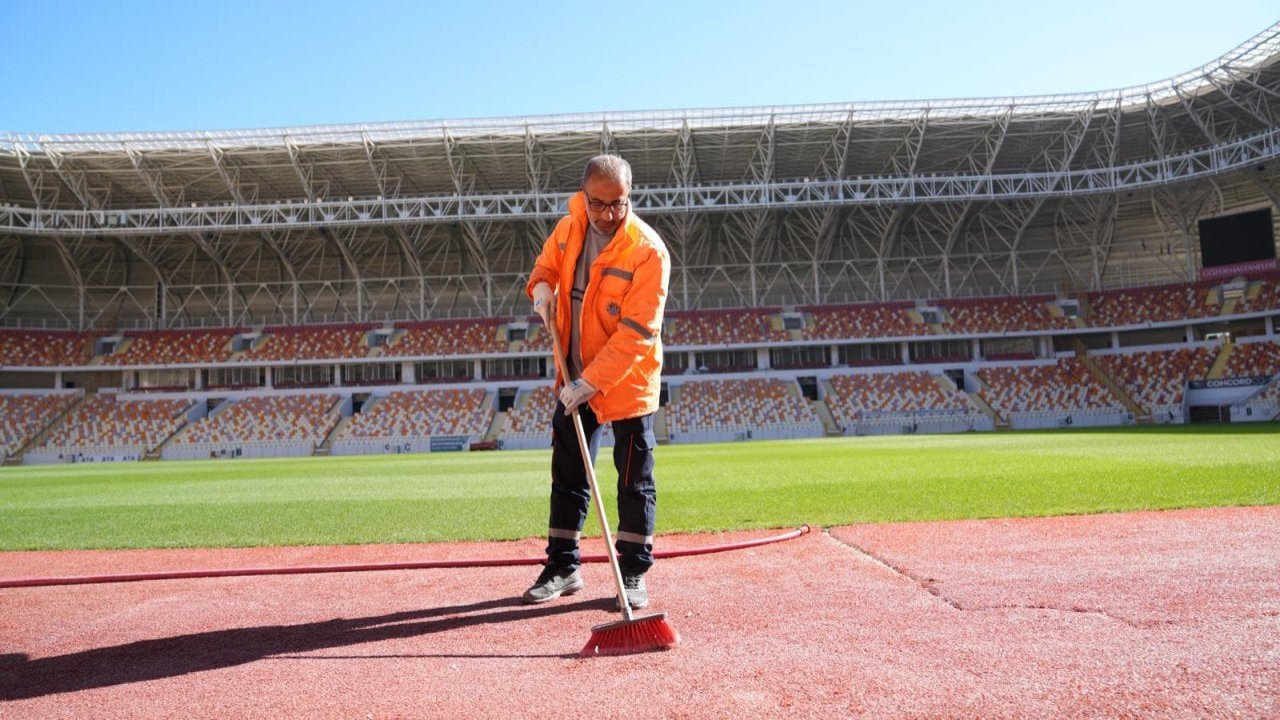 Malatya Stadyumu yeniden seyirciyle buluşacak!