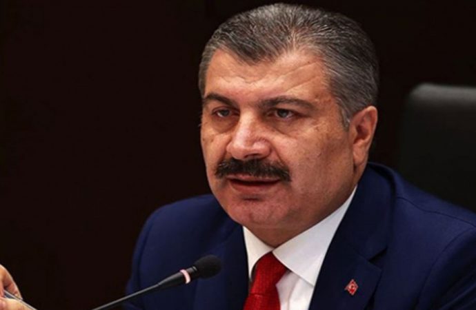 Bakan Koca: Hakkımda özür dile kampanyası başlattığınız doğru mu?