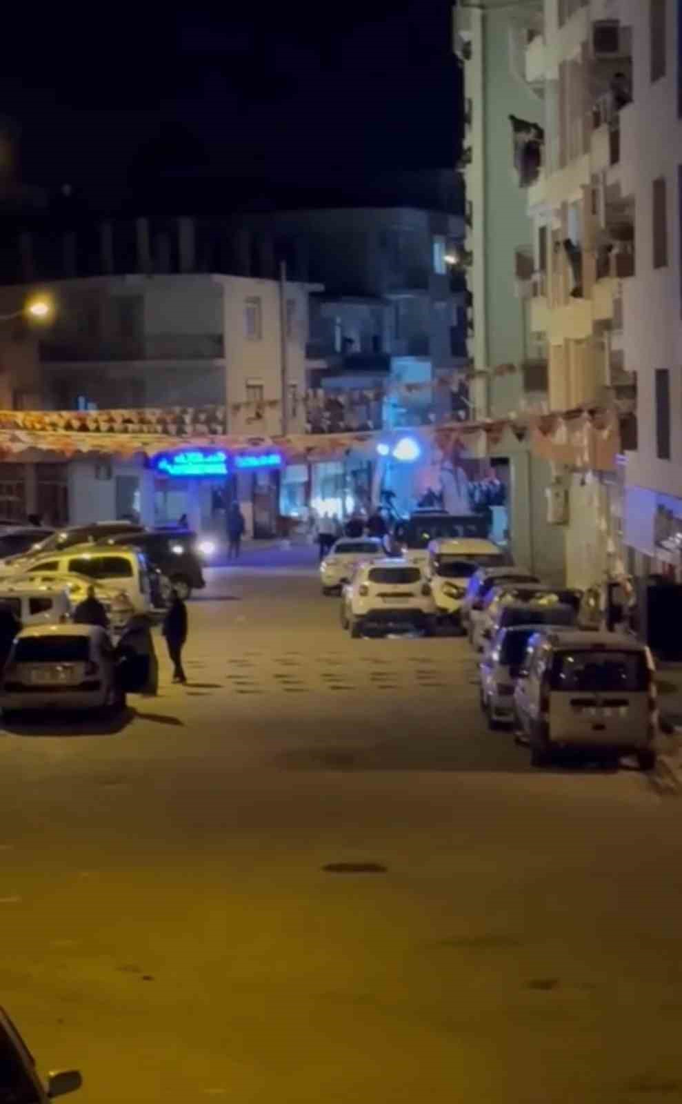 Polis Ekiplerine Saldırı: 2’si Ağır Yaralı! Operasyon Başlatıldı!