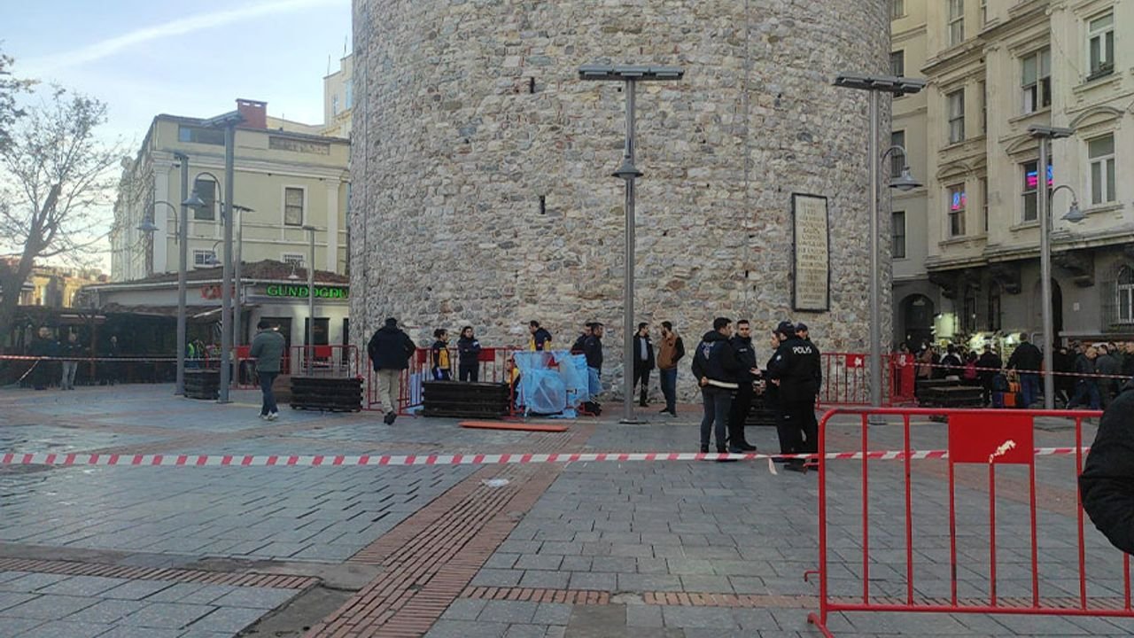 Galata Kulesi'nden düşen genç hayatını kaybetti