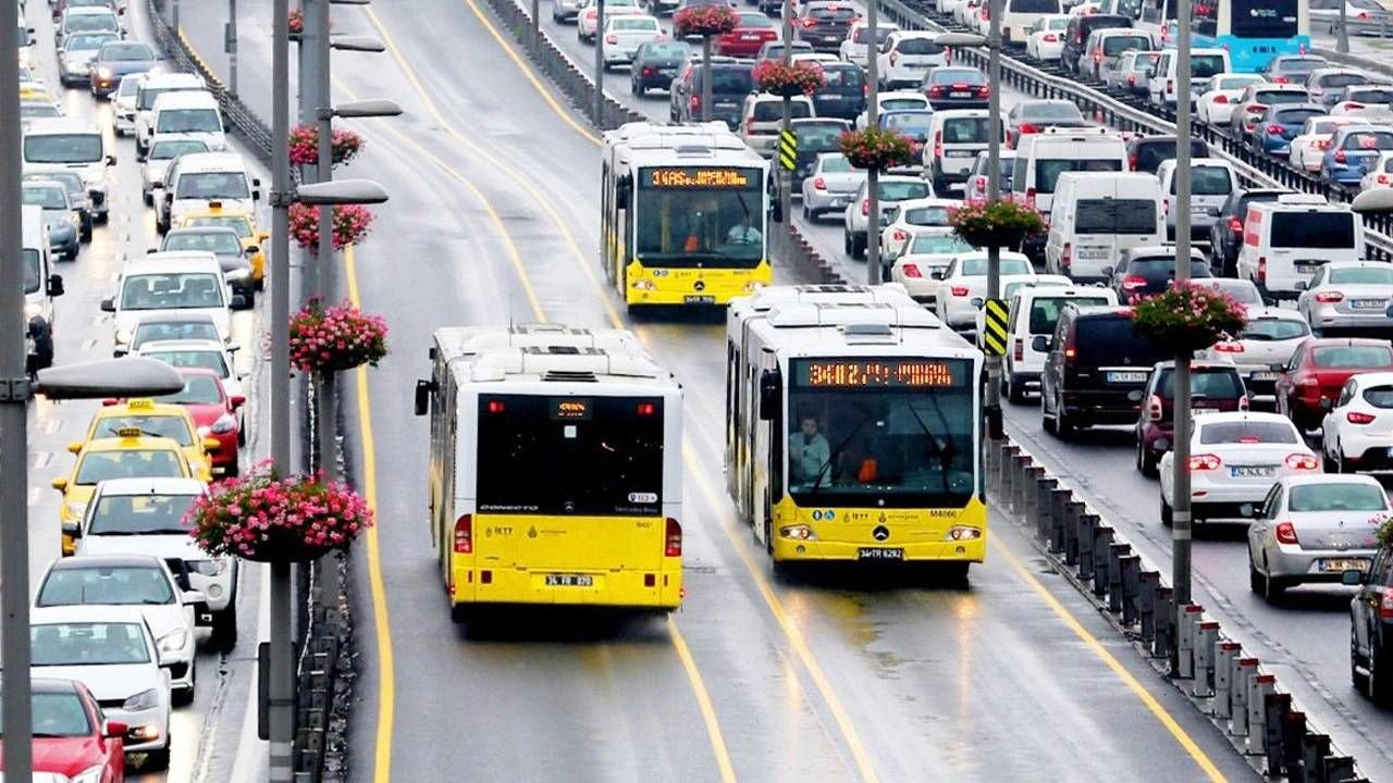 Ulaşımda 60-65 Yaş İçin Yeni Dönem: 1 Ocak 2025'te Başlıyor!