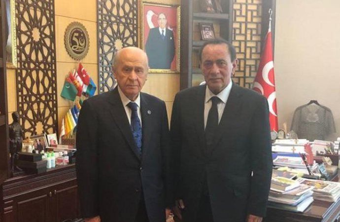 Saygı Öztürk'ten gündem yaratacak sözler: Alaattin Çakıcı, Çiller için neden namaz kıldı? Bahçeli için önemi n