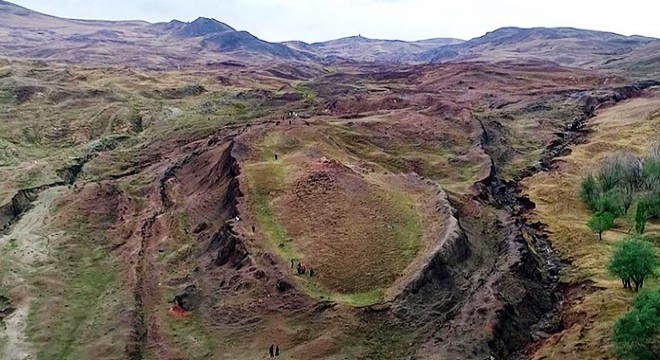‘Nuh’un Gemisi’ heyelan tehdidi altında