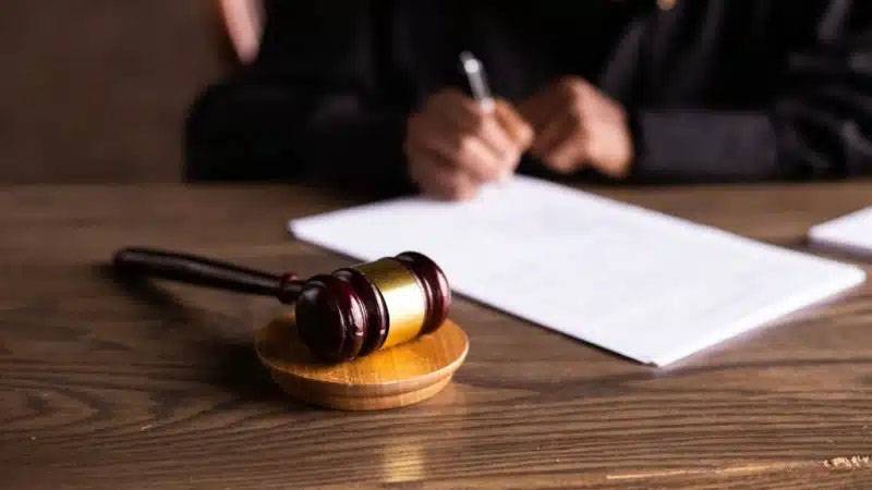 Barış Terkoğlu’ndan Sert Eleştiri: Yolsuzlukla Mücadele Adına Siyasi Hesaplaşma Yapılıyor