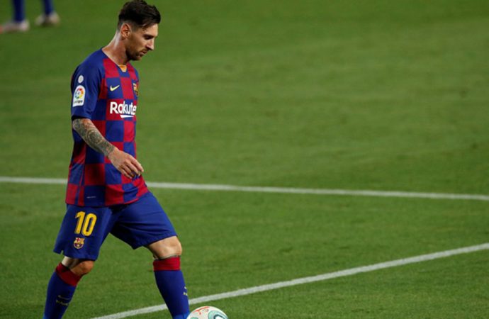 Bayern Münih'den 8 gol yiyen Barcelona'ya bir darbe de Messi'den! Takımdan ayrılıyor