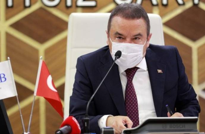 Tweet ile açıkladı: Antalya Büyükşehir Belediye Başkanı Muhittin Böcek'in testi pozitif çıktı!