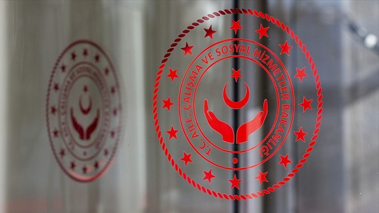 Bakanlık, Turabi’nin şarkısı için erişim engeli istedi