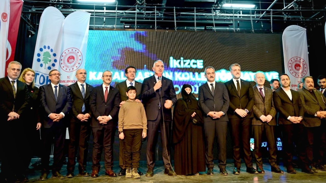 Mehmet Nuri Ersoy, Malatya’da 6 Şubat depremlerinin yıldönümünde anma programına katıldı