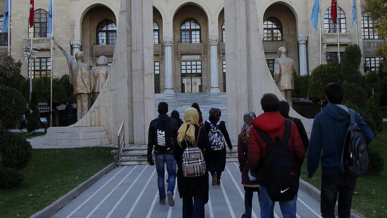 Dünyanın En İyi Üniversiteleri Listesinde Türkiye'nin Yeri Ne? 11 Üniversiteyle Listedeyiz!