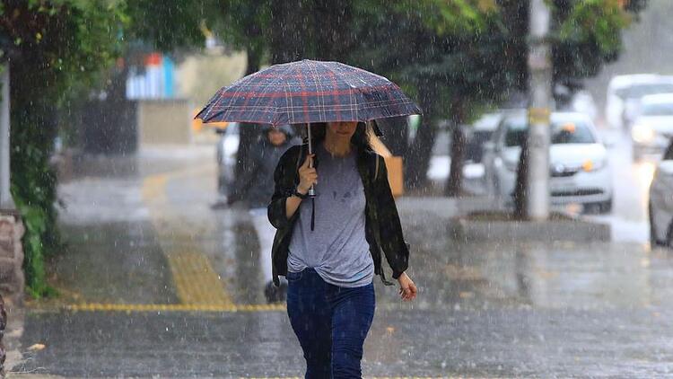 Meteoroloji Genel Müdürlüğü'nden çok sayıda il için kuvvetli yağış uyarısı