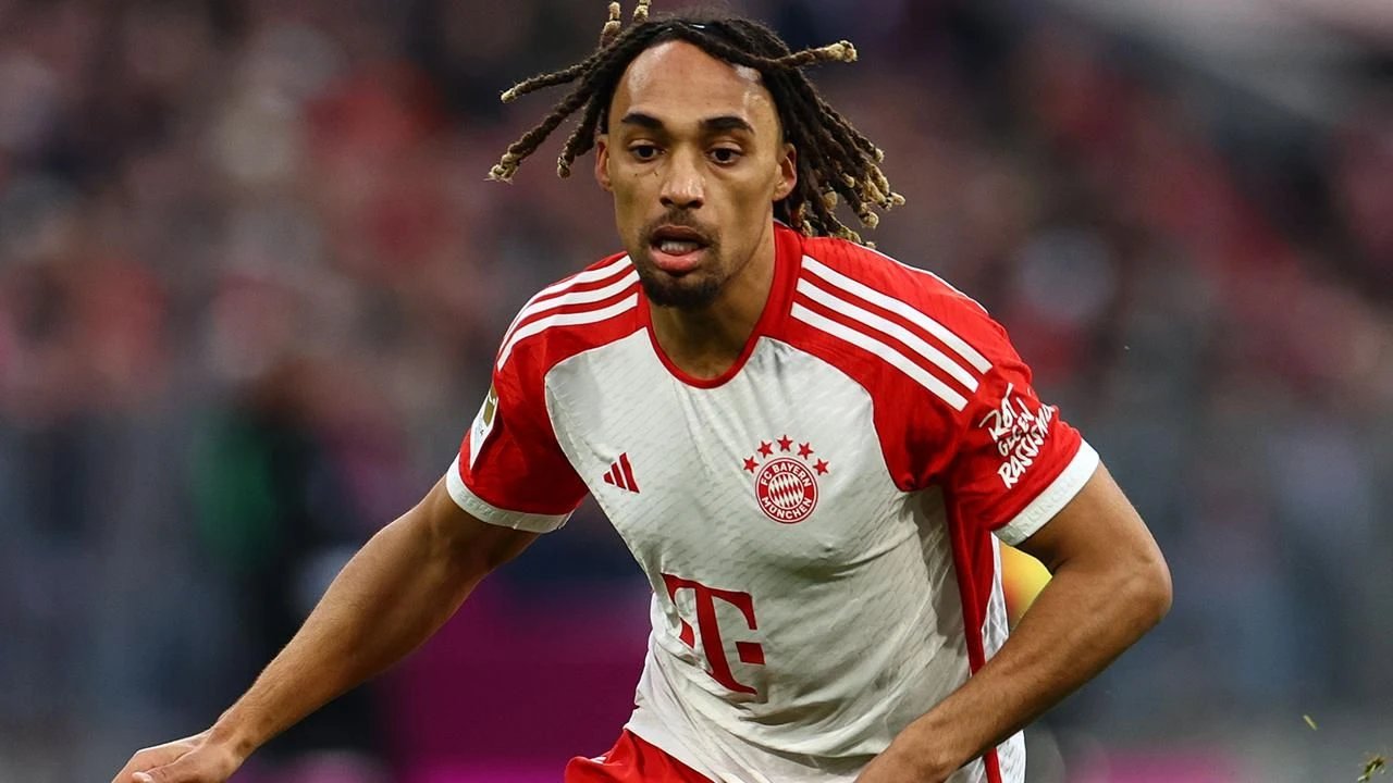 Alman basını duyurdu: Bayern Münih, Sacha Boey için kararını verdi