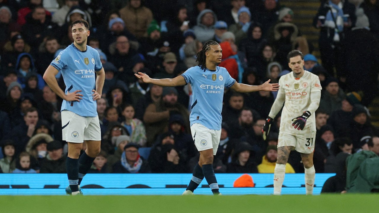 Manchester City'de Nathan Ake ameliyat oldu