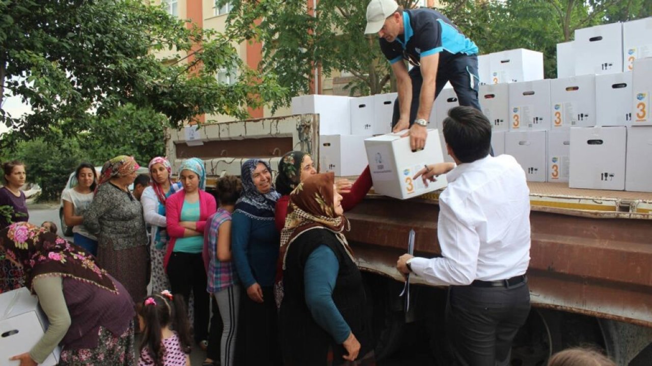 Türkiye'de Yoksulluk Alarm Veriyor: Sosyal Yardımlarda Büyük Artış