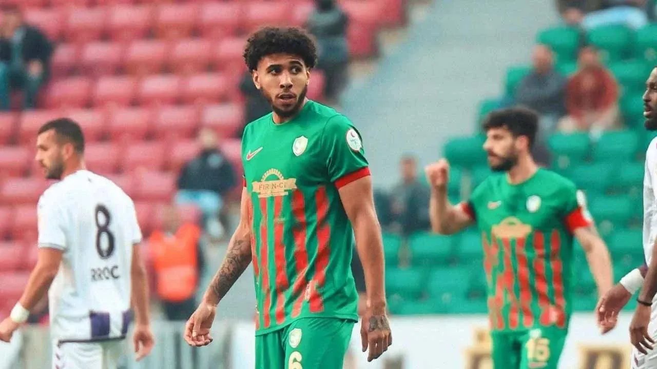 Trafik kazasına karışan Amedsporlu futbolcu, gözaltına alındı!
