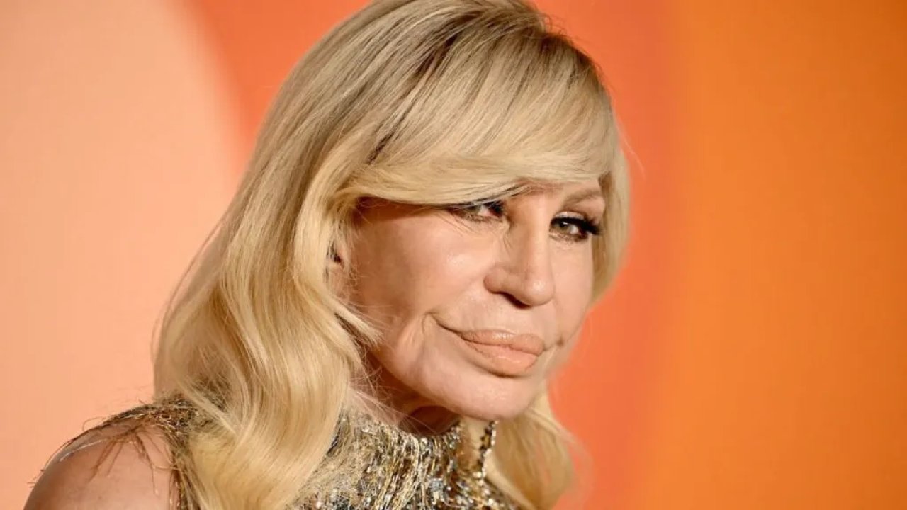 Donatella Versace, 30 yılın ardından Versace'nin kreatif direktörlüğünden ayrılıyor
