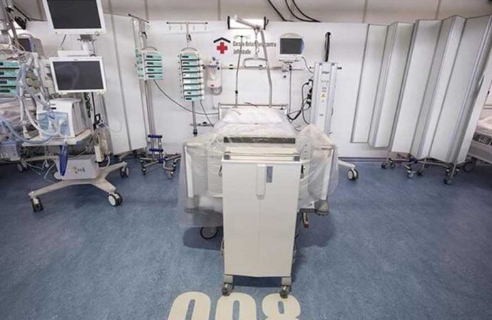 Pandemide yoğun bakım doktoru olmak: 5 ayda yaklaşık 800 hasta!