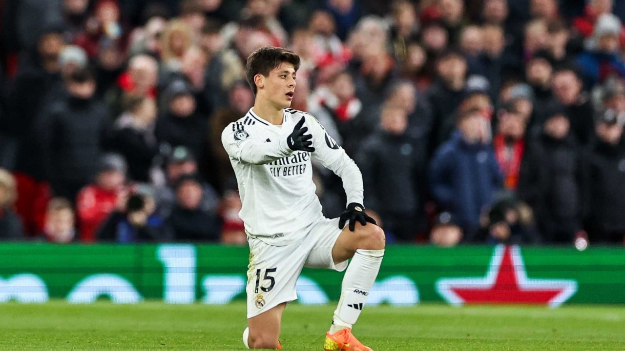 Liverpool, sözleşme yenilemeyen Salah’ın alternatifi olarak Arda Güler’i hedef aldı