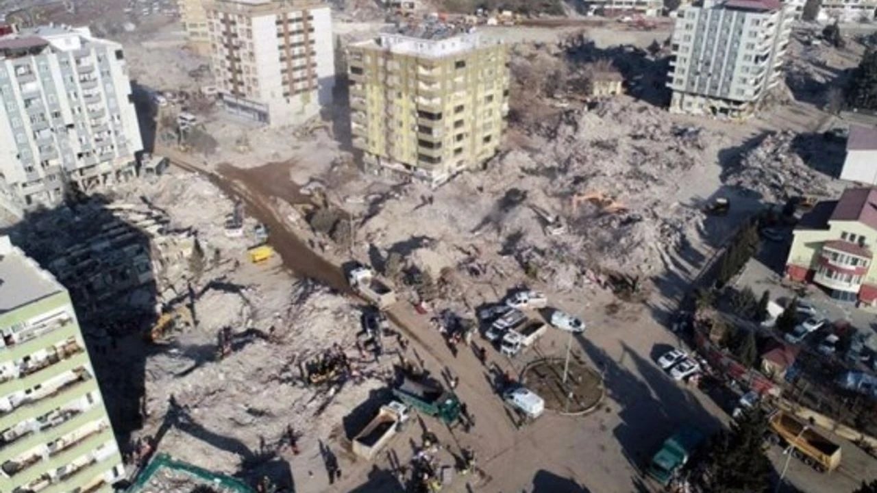 Ebrar Sitesi F Blok'a ilişkin yeni bilirkişi raporu hazırlandı