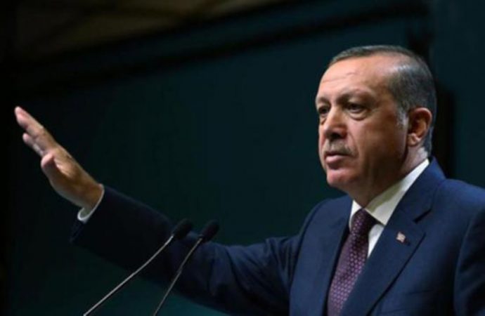 AKP’de YSK çatlağı: Erdoğan, eleştiri yapanlara kapıyı gösterdi