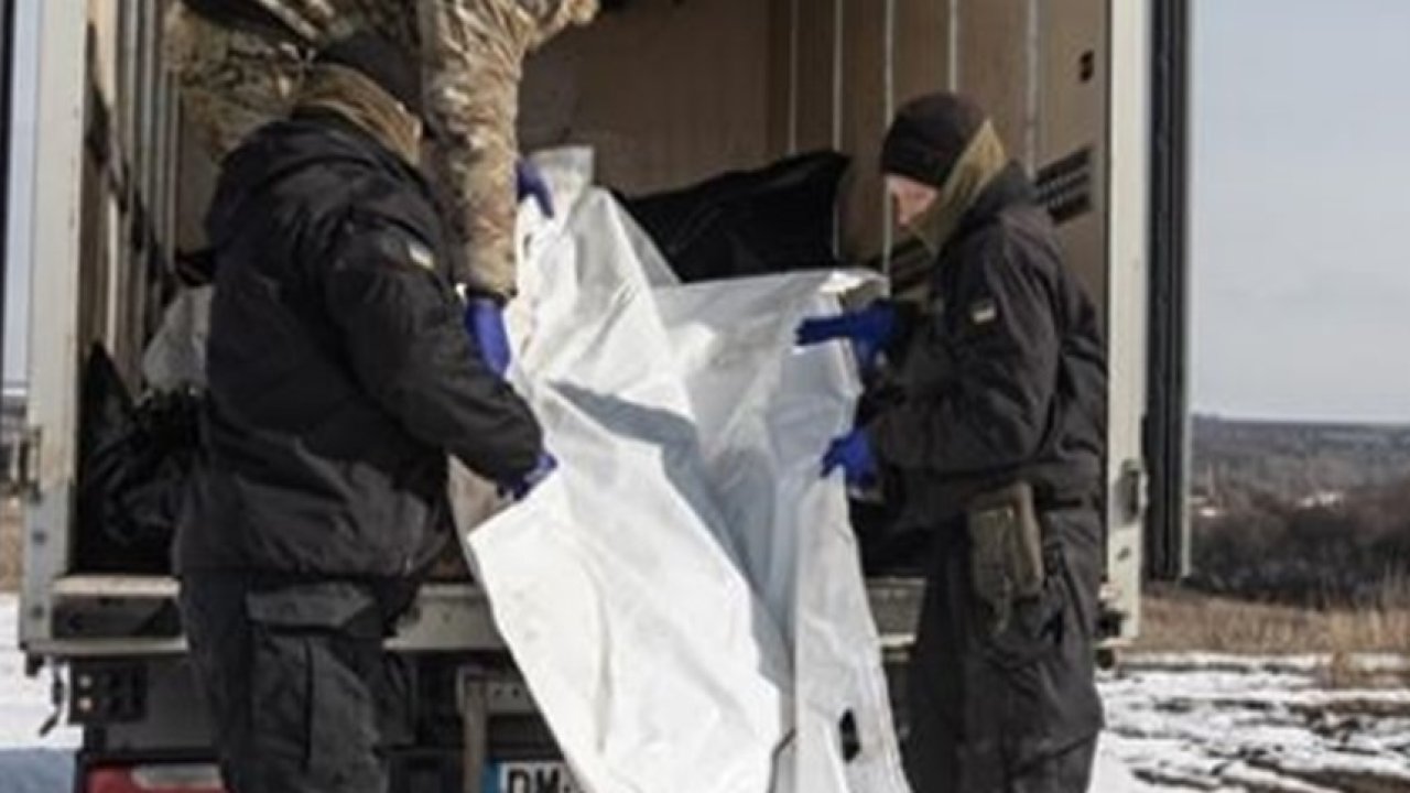 Rusya 909 askerin cenazesini Ukrayna'ya teslim etti!