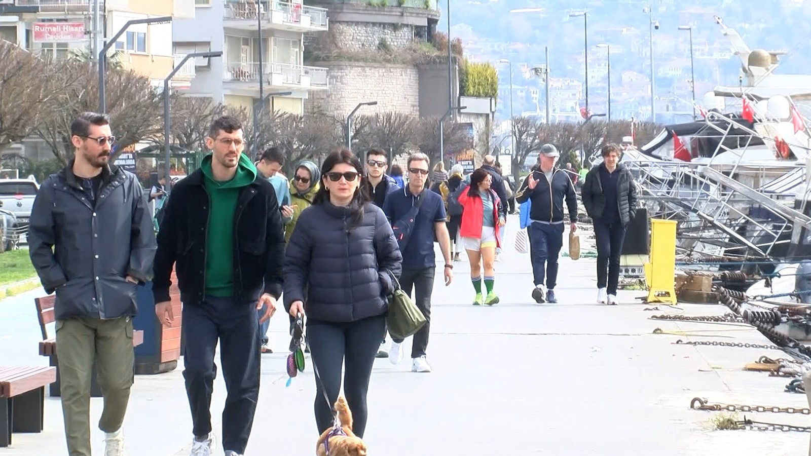 İstanbul sahillerinde bayram keyfi: Sahil ve parklar doldu