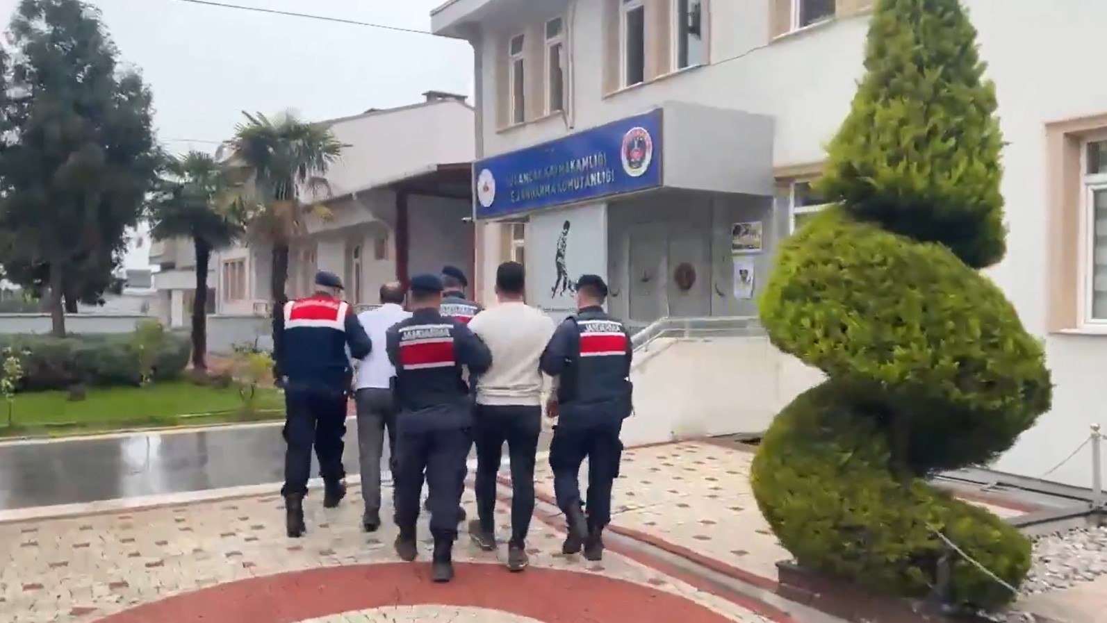 Giresun'da bayram kutlamasında silahla havaya ateş açanlar gözaltına alındı