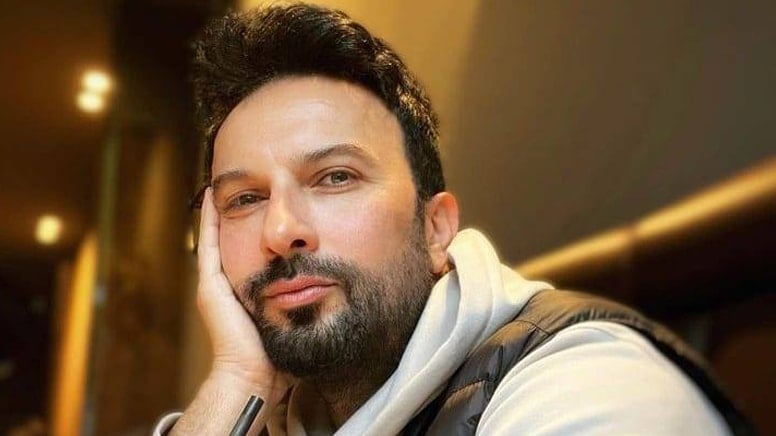 Tarkan’dan bayram mesajı: Paylaşımı sosyal medyayı salladı
