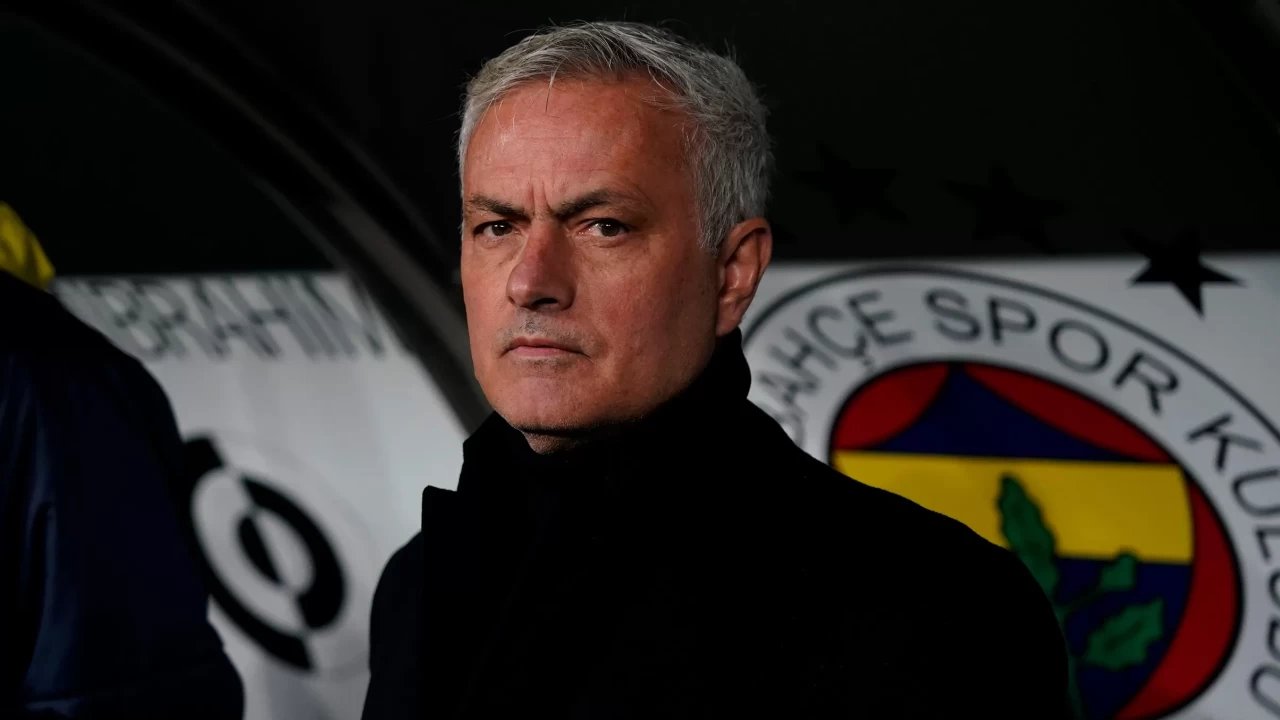 Mourinho’ya Rangers sürprizi: İskoç ekibinin radarında