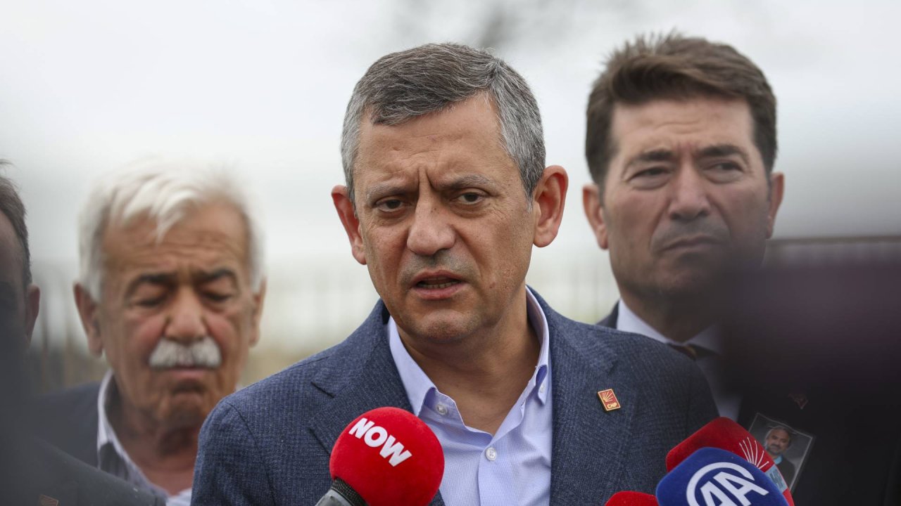 Özel'den 