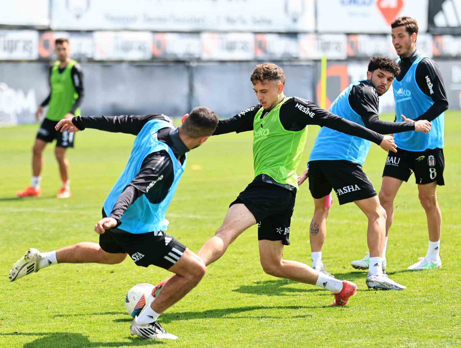 Beşiktaş, Göztepe maçı hazırlıklarını tamamladı
