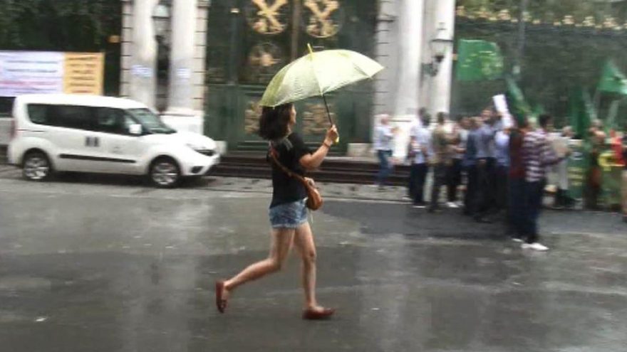 Meteoroloji bazı illeri sağanak için uyardı!