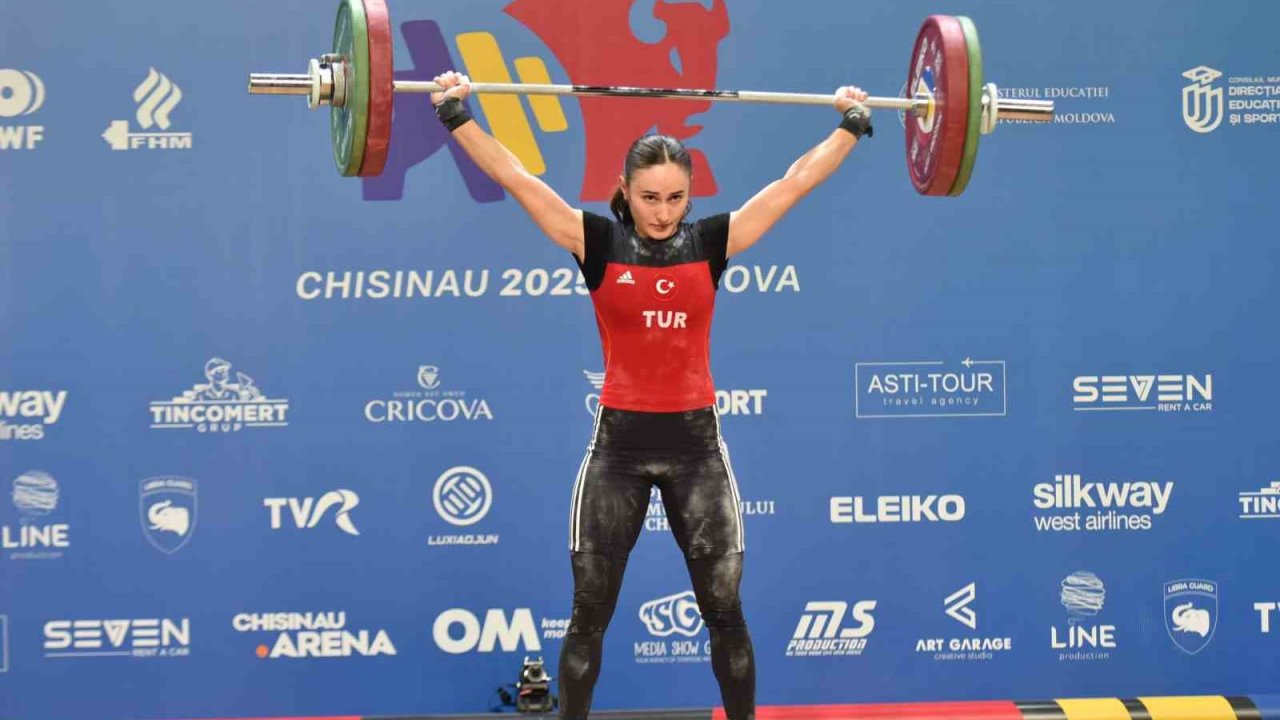 Cansel Özkan bronz madalya kazandı