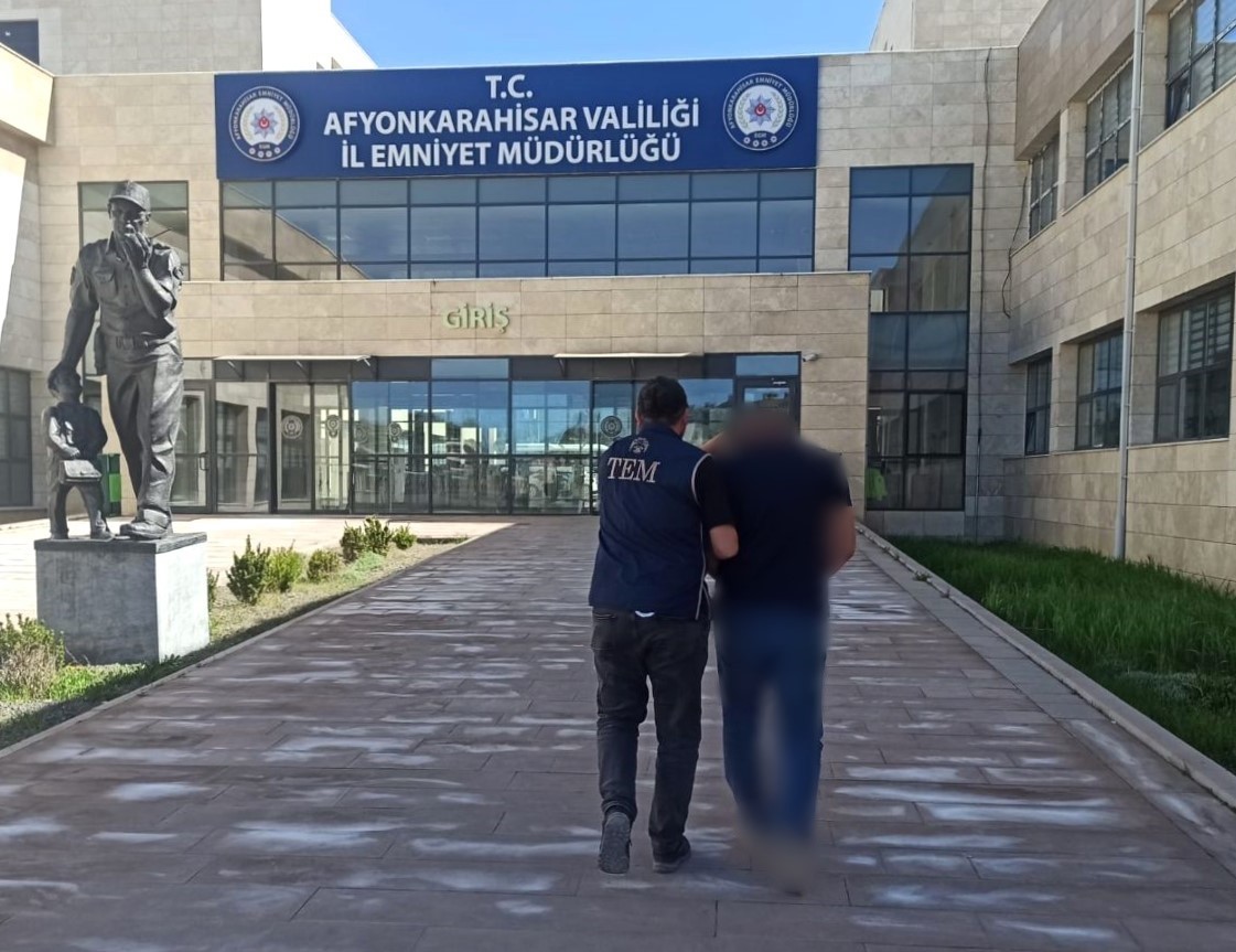 Afyonkarahisar'da FETÖ’nün askeri yapılanmasından aranan şahıs yakalandı