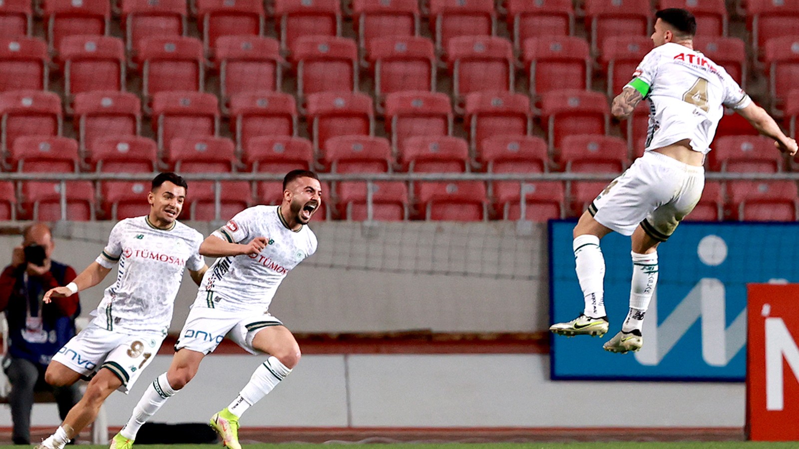 Konyaspor'dan Hatayspor'a geri dönüş şoku