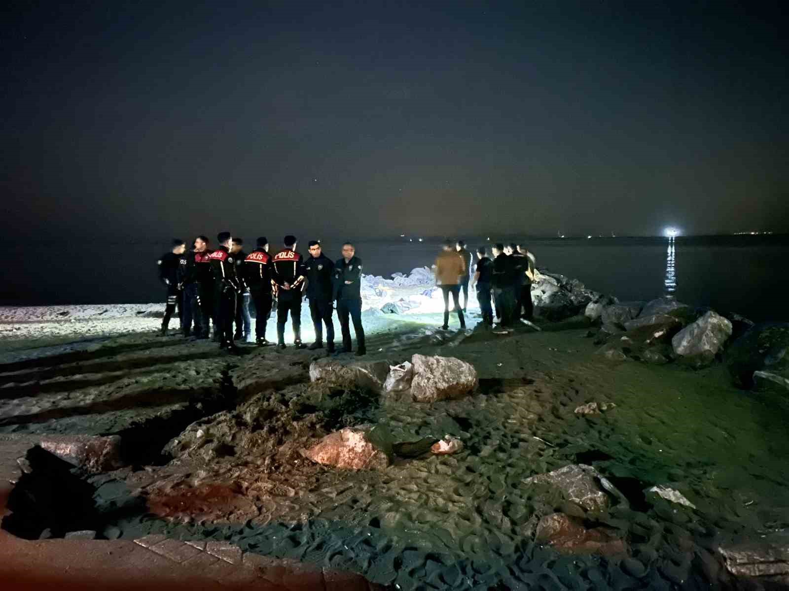 Hatay’da balık tutarken denize giren adam misinaya dolanarak hayatını kaybetti