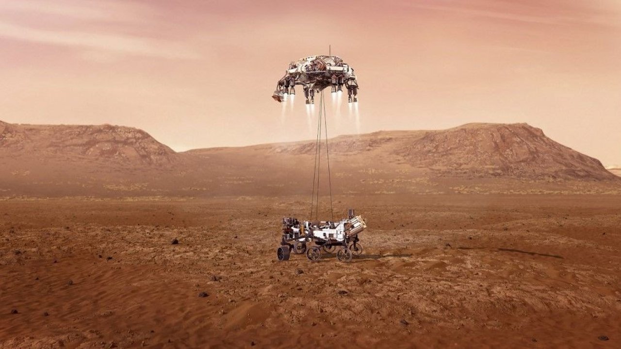 NASA aracı sıra dışı keşif yaptı: Mars’ta