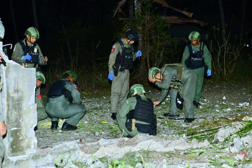 Tayland'da iki ayrı bombalı saldırı: Birçok kişi yaralandı!