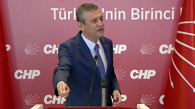 Özgür Özel'den 23 Nisan Yasağına Rest: “17.00’de Birinci Meclis Önündeyiz!”