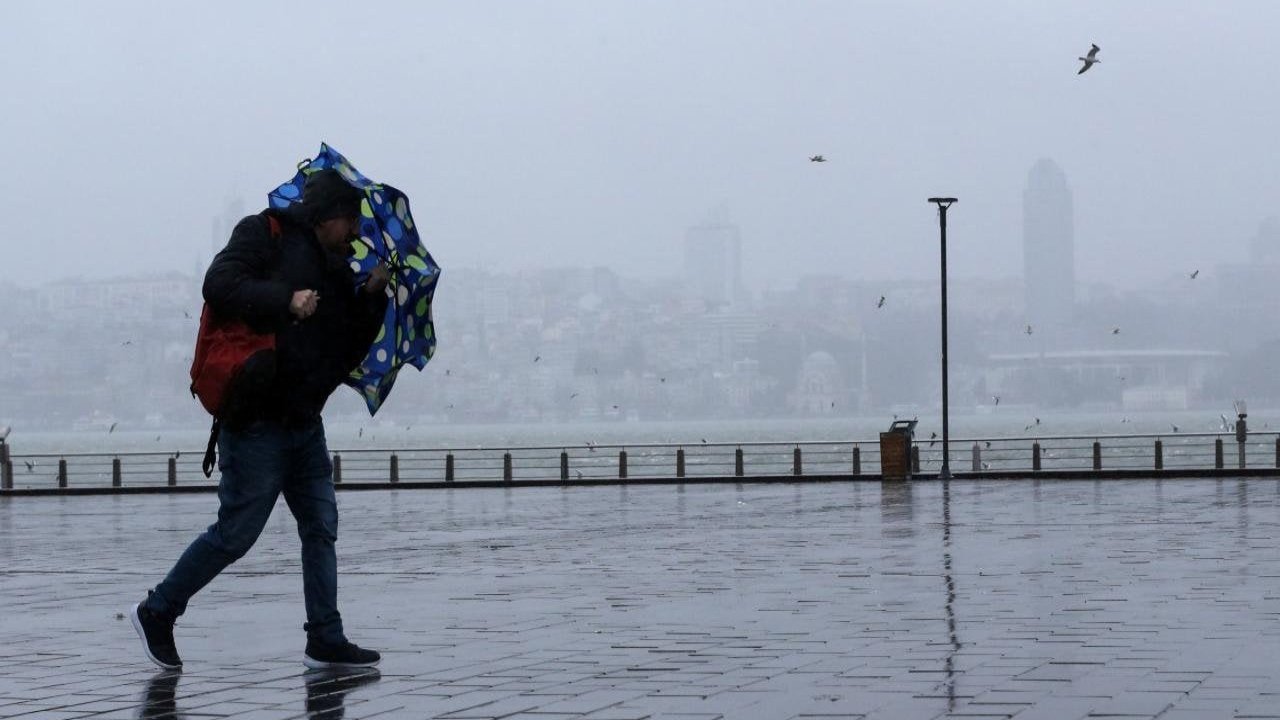 İstanbul Valiliği'nden fırtına uyarısı