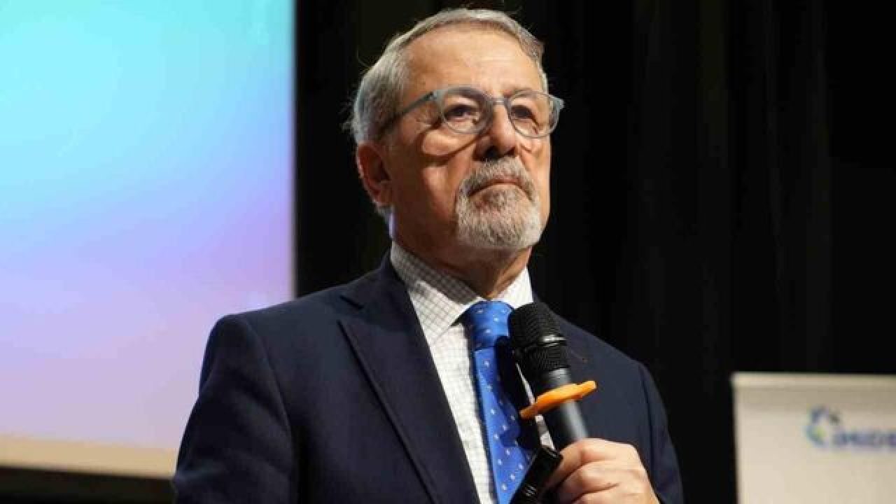 Prof Naci Görür'ün Japon uzmanla birlikte konut tanıtımı yapılan videosu ortalığı karıştırdı