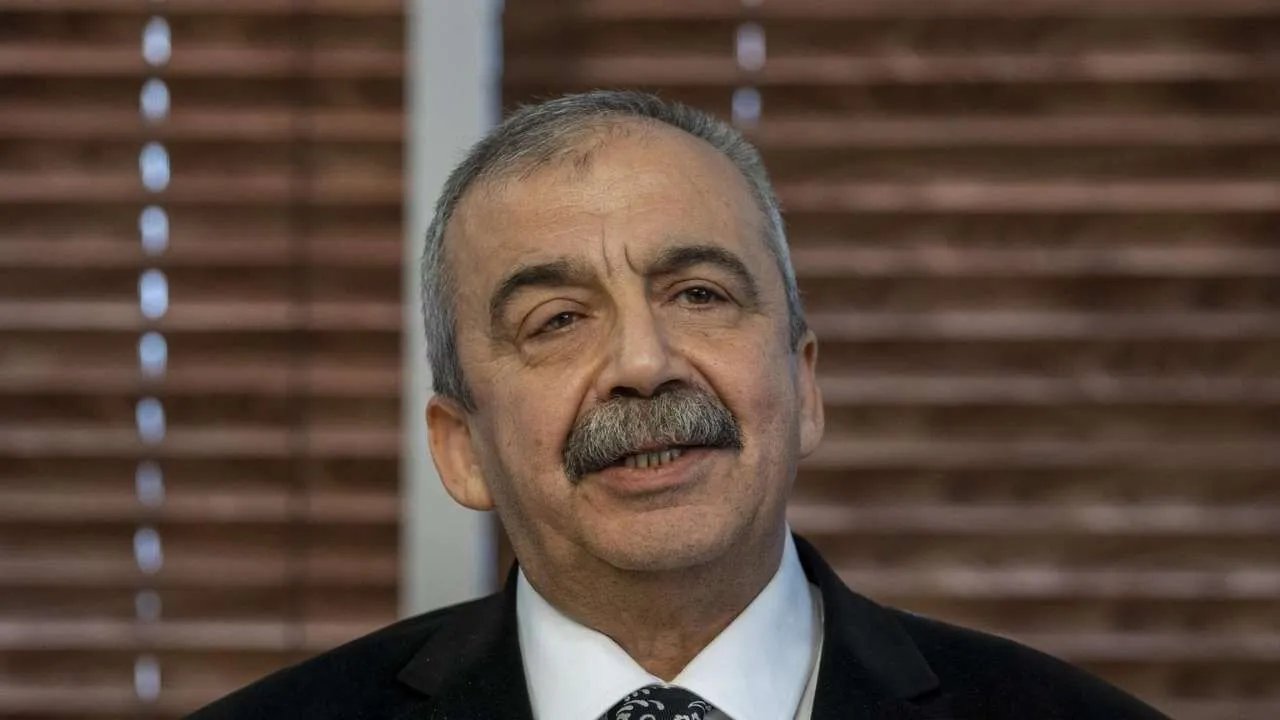 DEM Parti Grup Başkanvekillerinden Sırrı Süreyya Önder’in cenaze töreniyle ilgili açıklama!