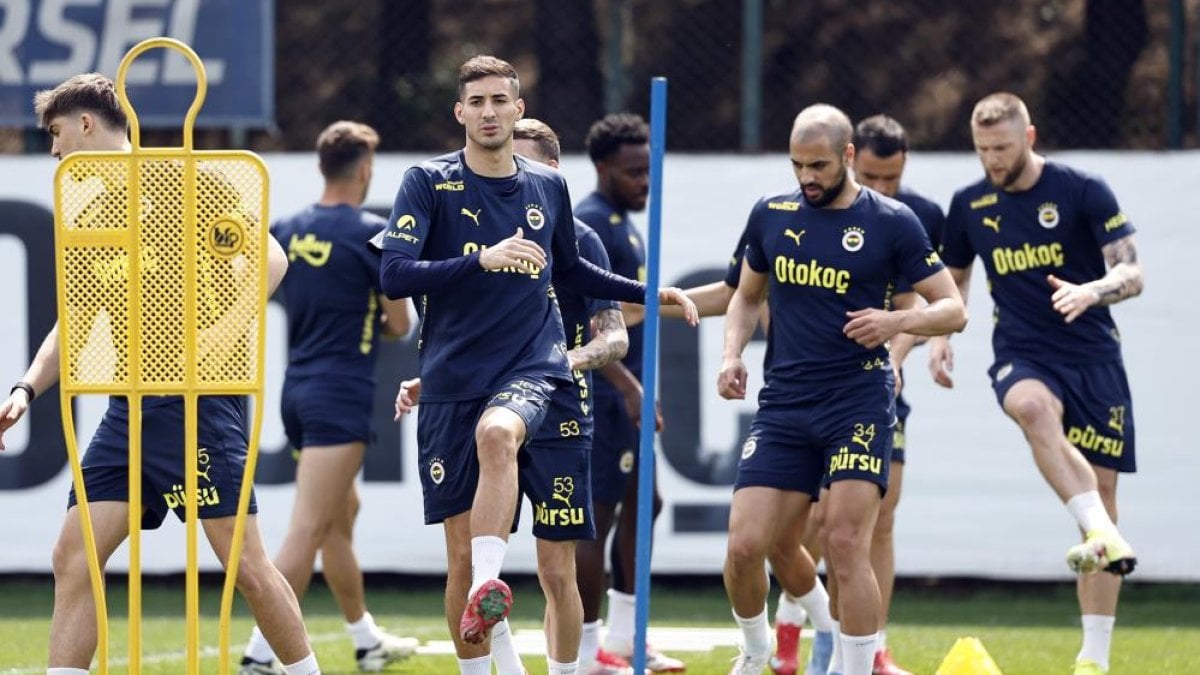 Fenerbahçe, Eyüpspor maçı hazırlıklarına start verdi