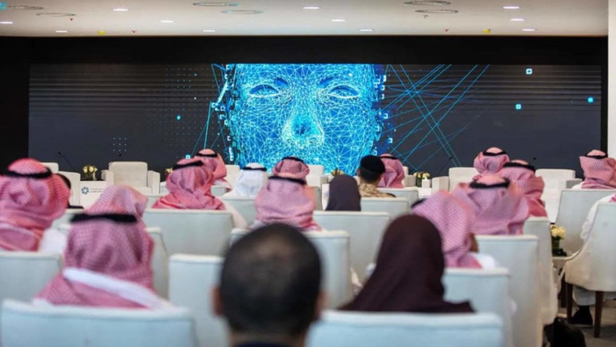 Suudi Arabistan yapay zeka sektörüne yeni bir hamle yaptı!