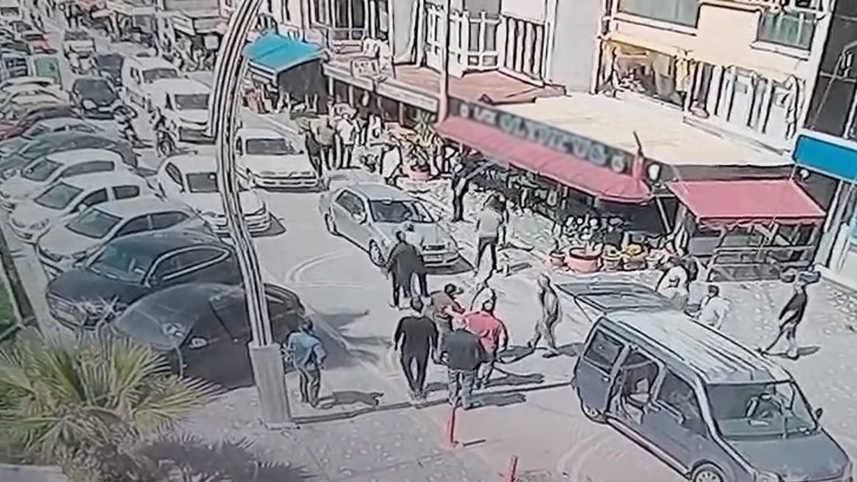 Bursa Gemlik’te genç kadını zorla araca bindirmeye çalışan 4 kişi tutuklandı