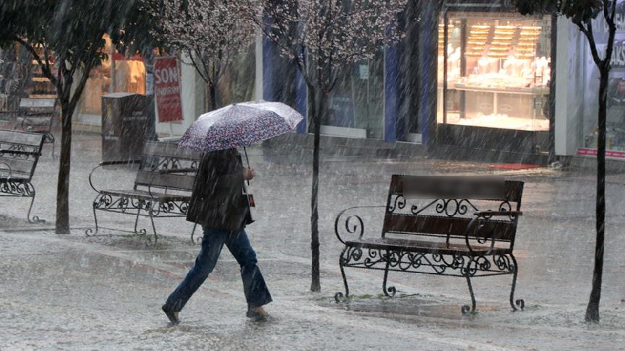 Doğu anadolu’da sağanak alarmı: 4 il için sel ve yıldırım uyarısı