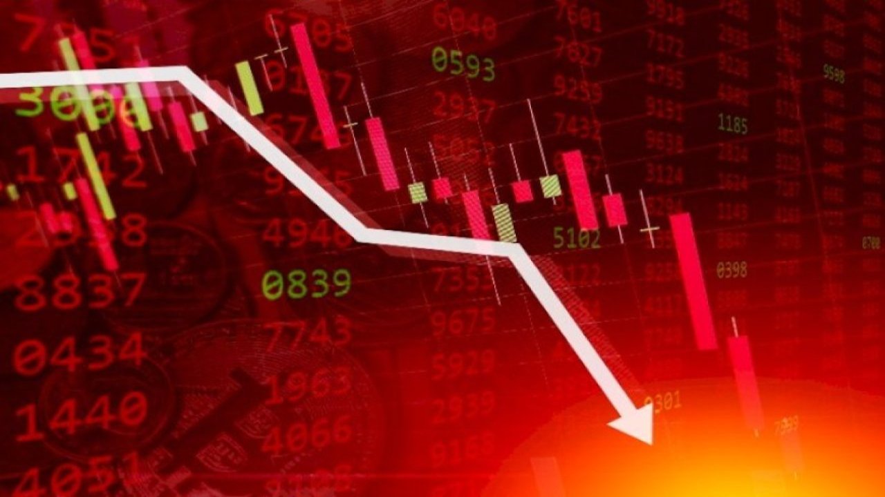 Altın rekor kırdı, Borsa geriledi: Piyasalarda sert düşüş uyarısı